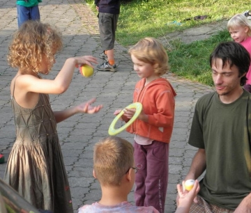 Seminář jógy pro rodiny s dětmi 31.7. – 7.8.2010
